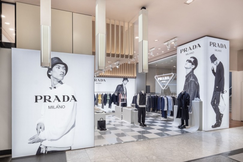 オープンレポート】＜PRADA/プラダ＞2022年秋冬のアイテムを世界