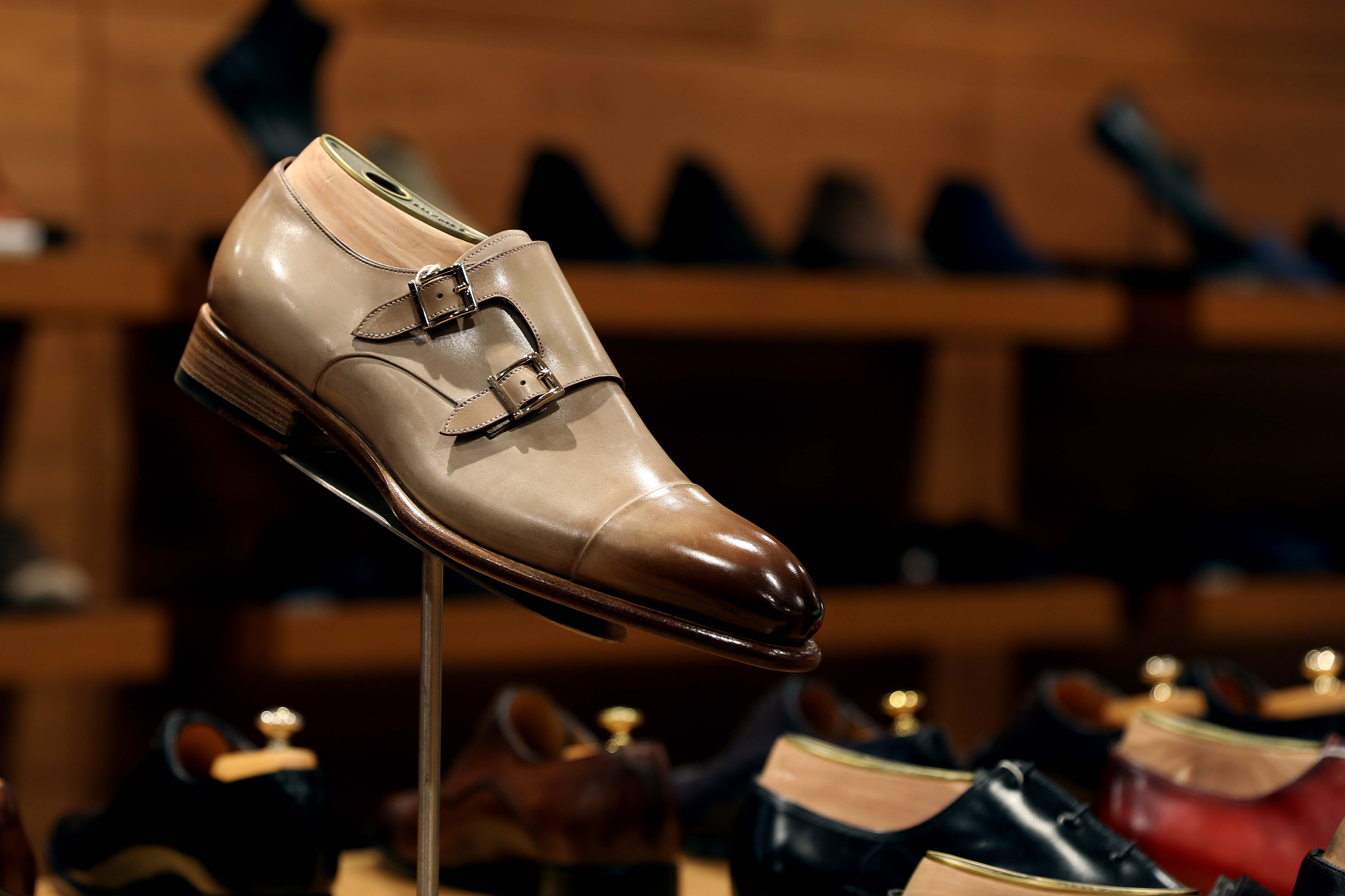 ＜SANTONI/サントーニ＞｜2019年春夏コレクションが約50型登場する先行予約会が期間限定で開催 | EVENT | 伊勢丹新宿店メンズ ...